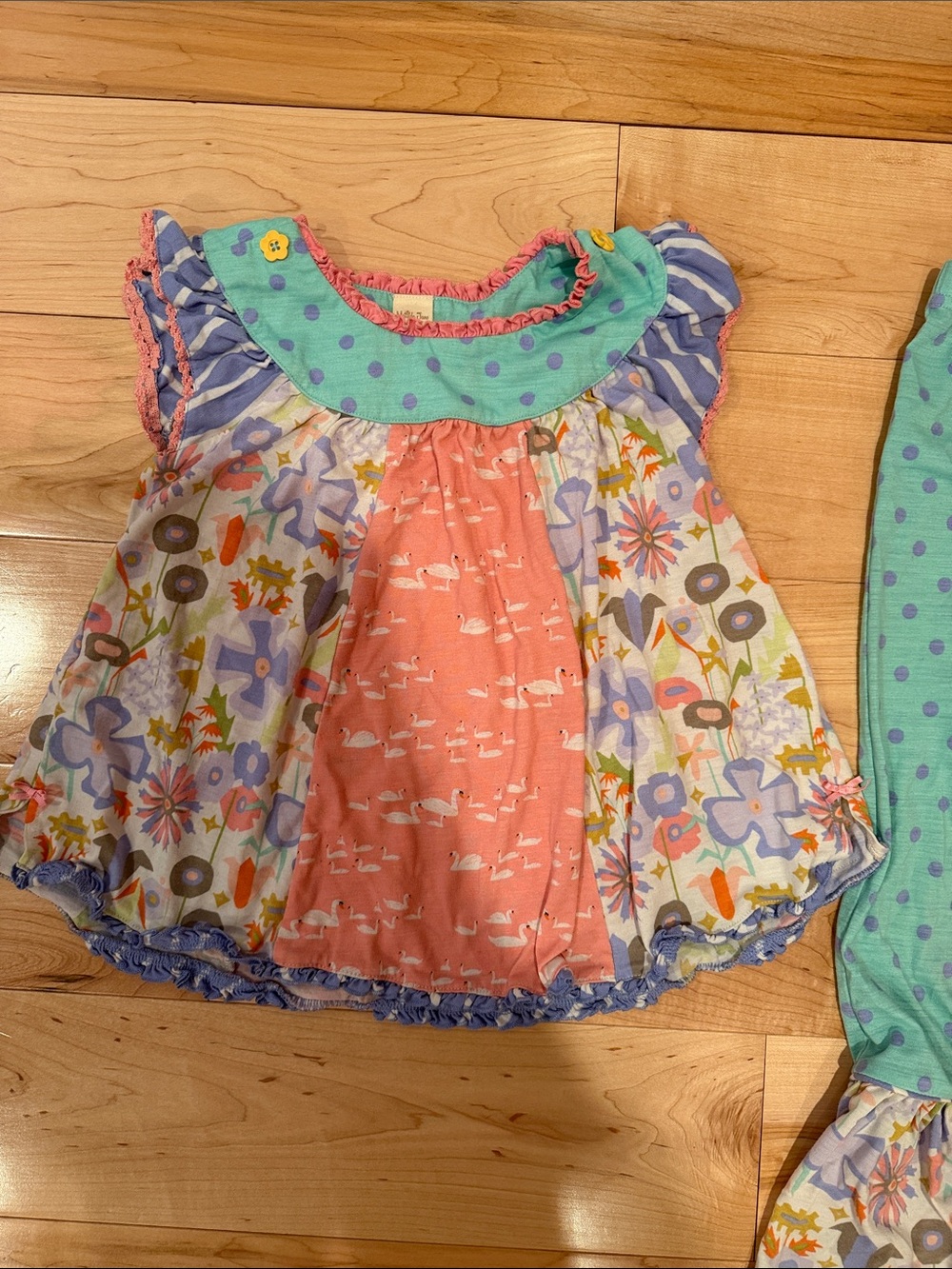 Girls' Floral Mix Green & Coral Pajama Set - Picture 2 of 6